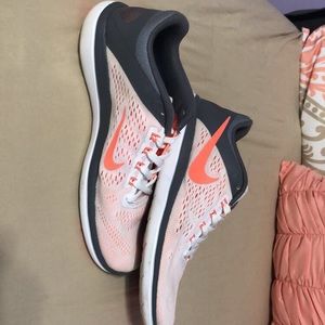 Women’s Nike flex 2016 run